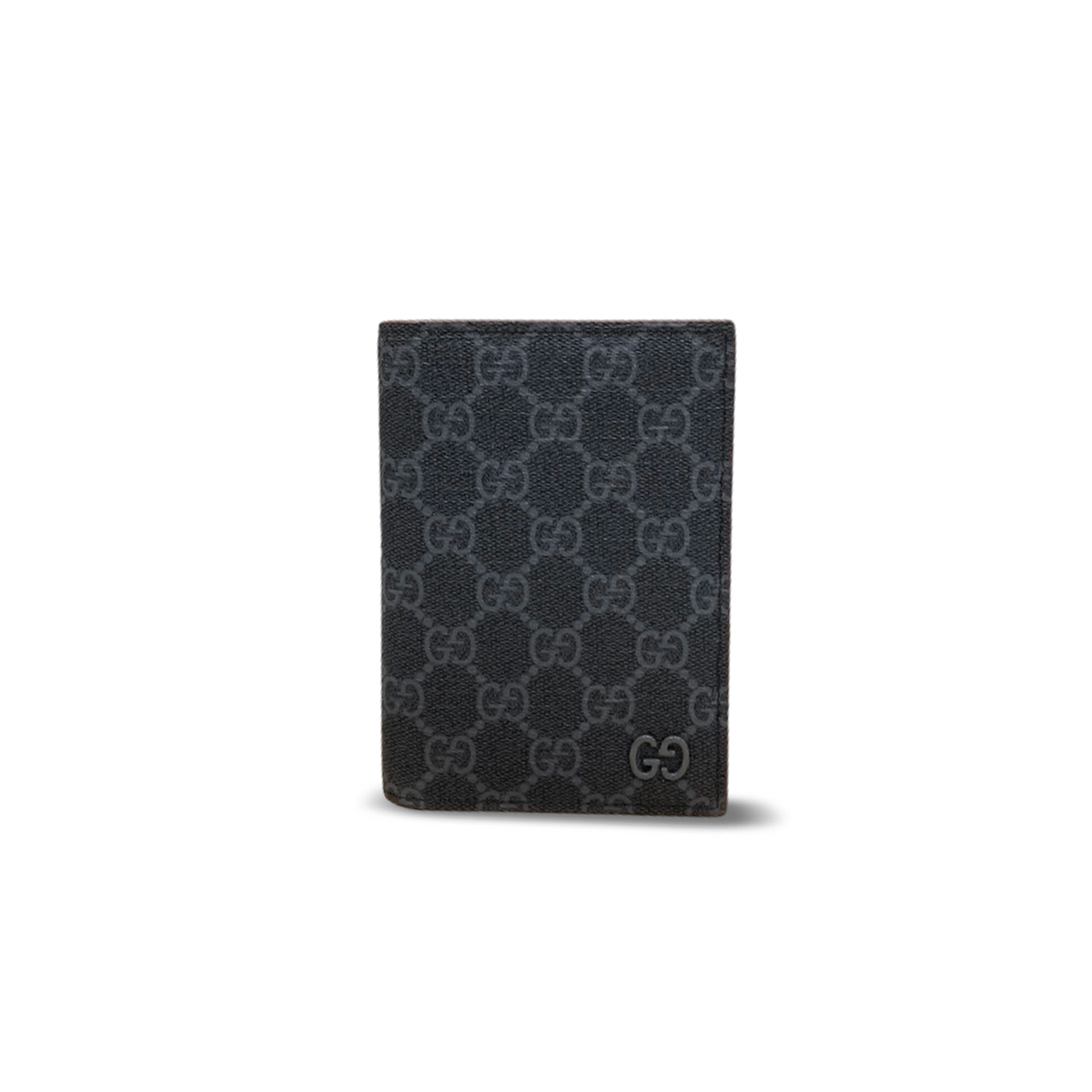GUCCI GG SUPREME PASSPORT CASE 795229 (13.5*9.5cm)